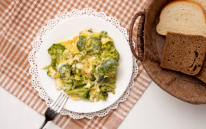 Feta Omelette with Whole-Grain Toast